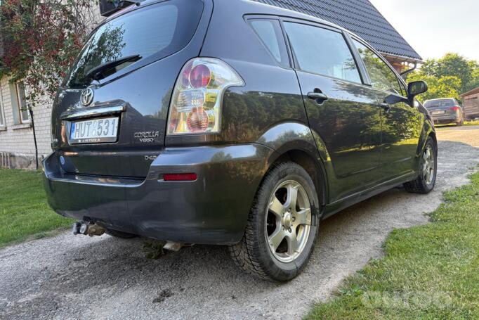 Toyota Corolla Verso 1 generation [restyling] -2 generation