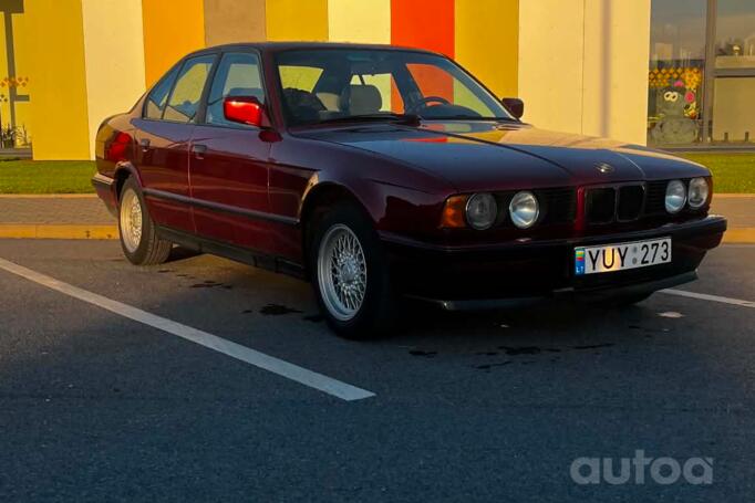 BMW 5 Series E34 Sedan