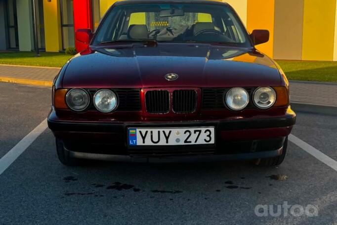 BMW 5 Series E34 Sedan