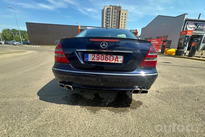 Mercedes-Benz E-Class W211 Sedan