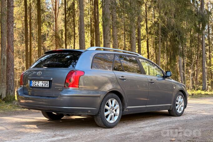 Toyota Avensis 2 generation wagon