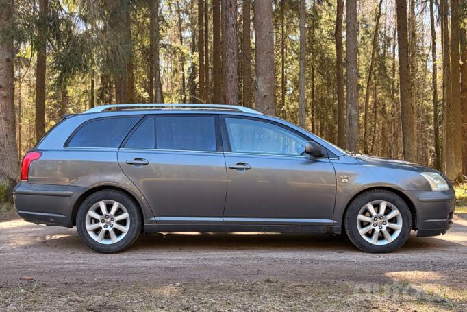 Toyota Avensis 2 generation wagon