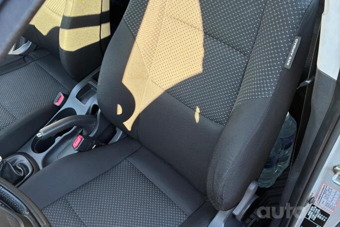 Hyundai i30 1 generation [restyling]