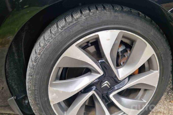 Citroen DS5