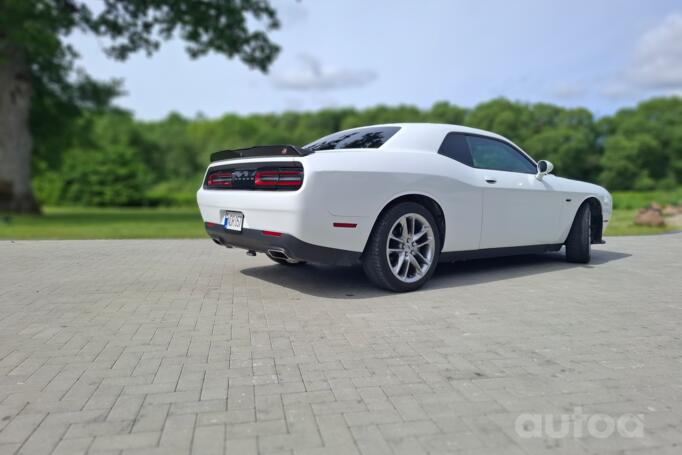 Dodge Challenger 3 generation [2th restyling] Coupe