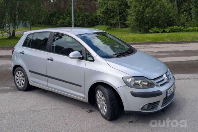 Volkswagen Golf Plus 1 generation