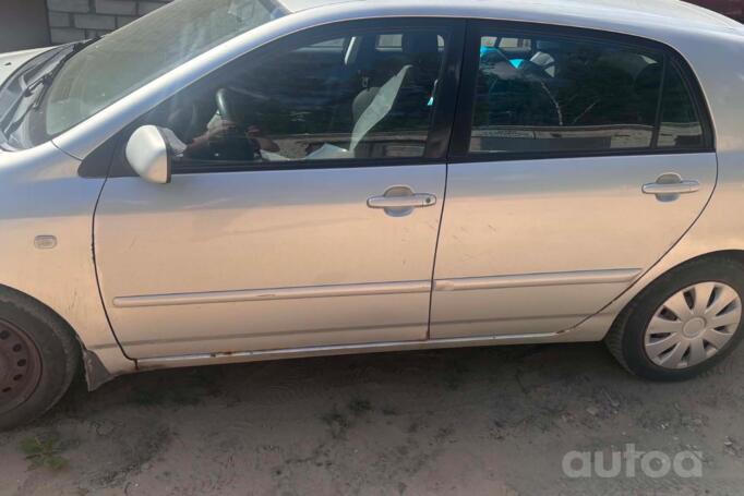 Toyota Corolla E120 Hatchback 5-doors