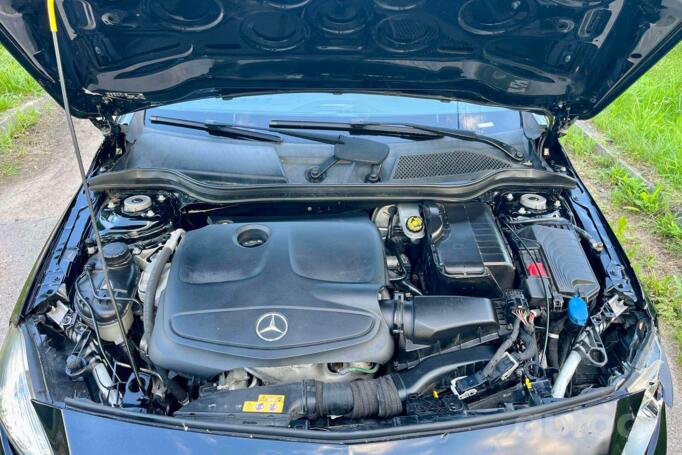 Mercedes-Benz A180 2016