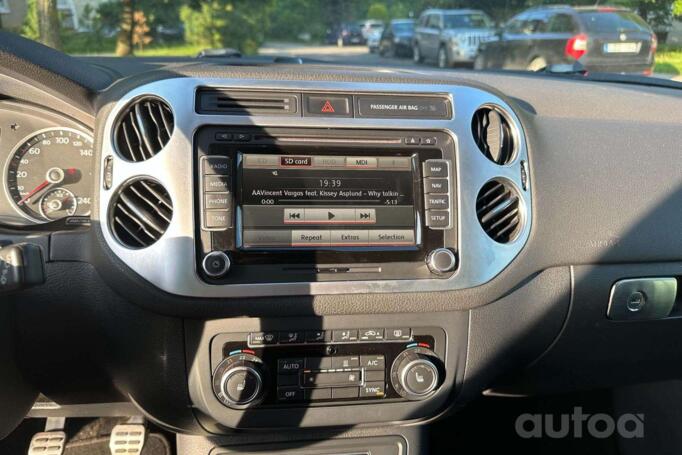 Volkswagen Tiguan 1 generation [restyling] Crossover