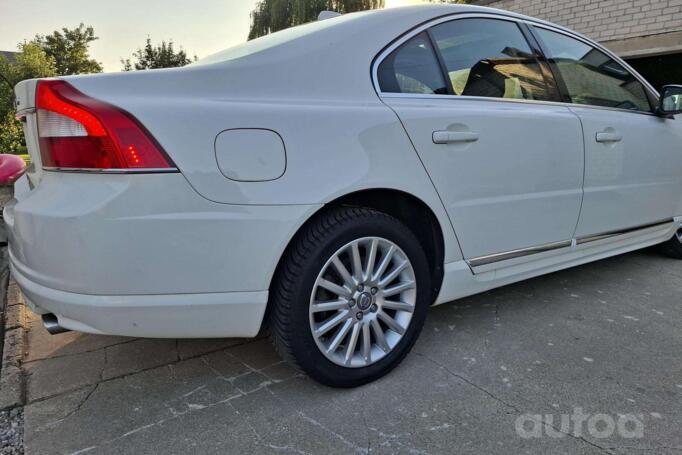 Volvo S80 2 generation [restyling] Sedan