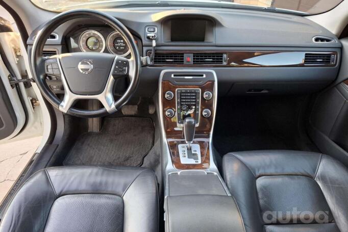 Volvo S80 2 generation [restyling] Sedan