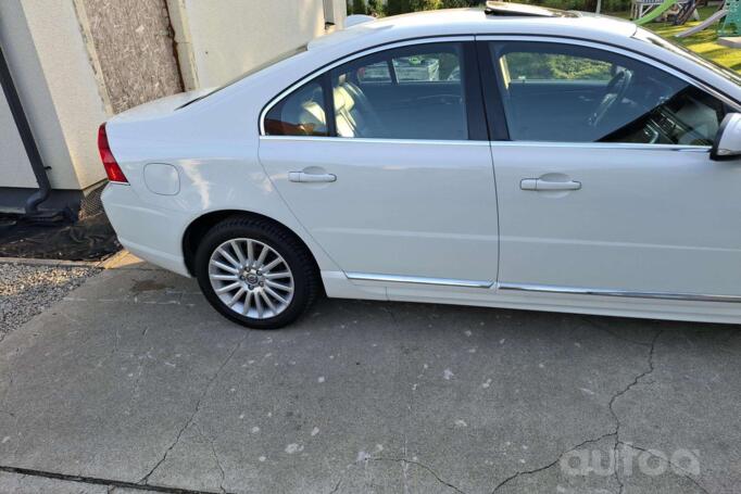 Volvo S80 2 generation [restyling] Sedan