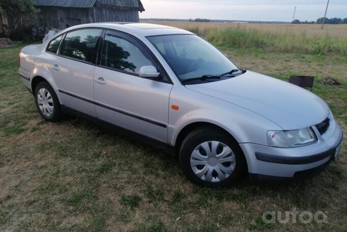 Volkswagen Passat B5 Sedan 4-doors