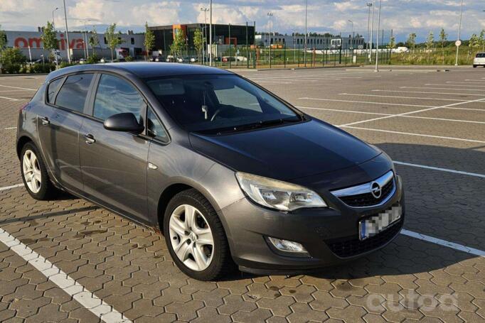 Opel Astra H [restyling]