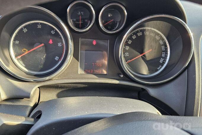 Opel Astra H [restyling]