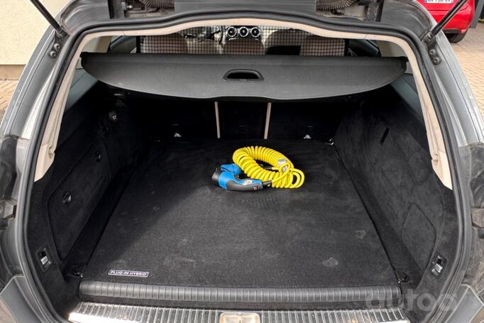 Mercedes-Benz C-Class W205/S205/C205 wagon