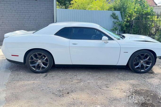 Dodge Challenger 3 generation [2th restyling] Coupe