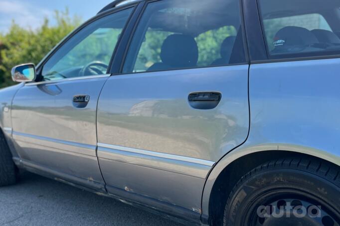 Audi S4 B5/8D Avant wagon 5-doors