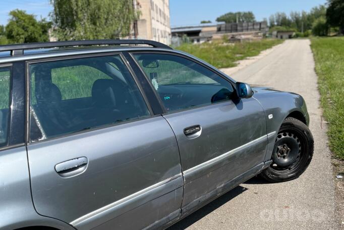 Audi S4 B5/8D Avant wagon 5-doors