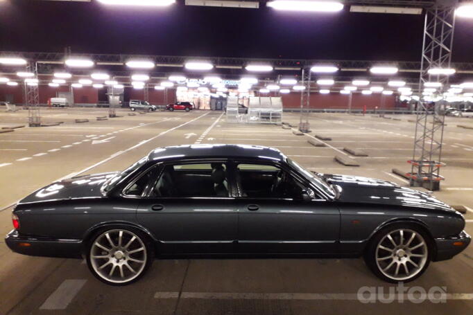 Jaguar XJ X308 [restyling] Sedan 4-doors