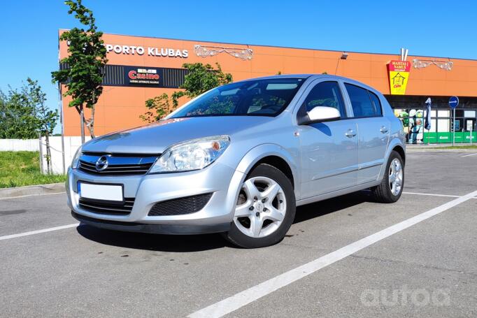 Opel Astra H [restyling]