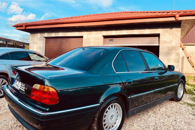 BMW 7 Series E38 Sedan