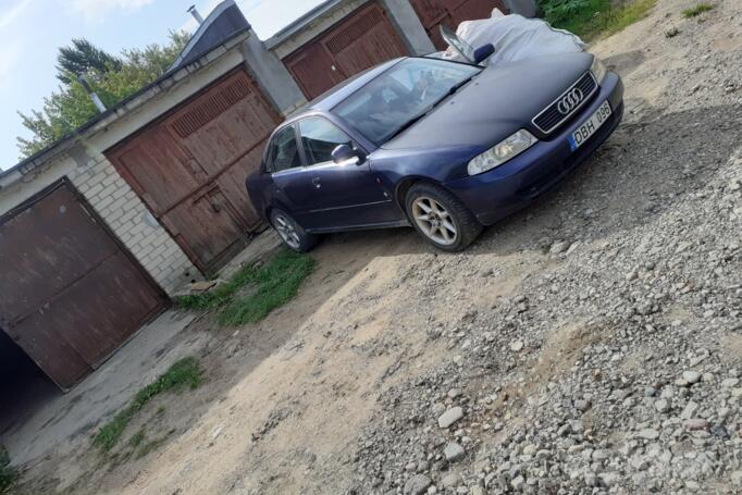 Audi A4 B5 Sedan