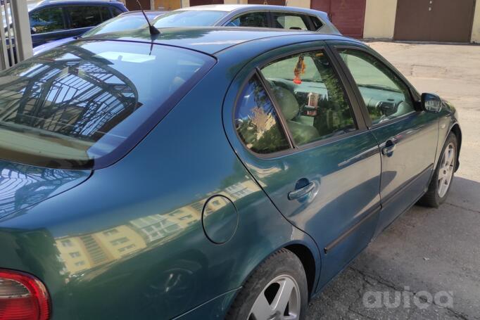 SEAT Toledo 2 generation Sedan