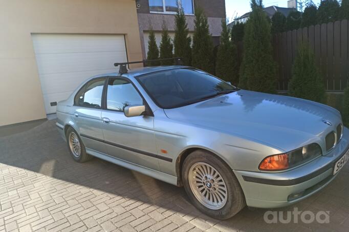 BMW 5 Series E39 Sedan 4-doors