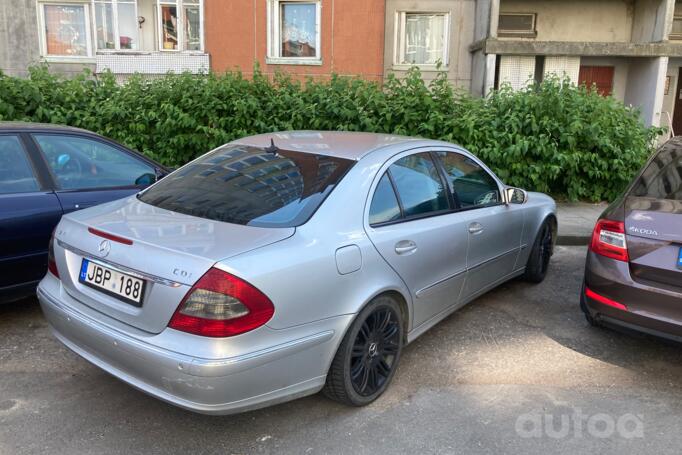 Mercedes-Benz E-Class W211/S211 Sedan 4-doors