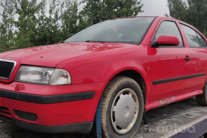 Skoda Octavia 1 generation Liftback 5-doors