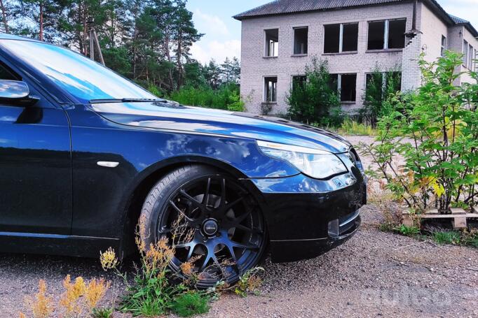 BMW 5 Series E60/E61 [restyling] Touring wagon