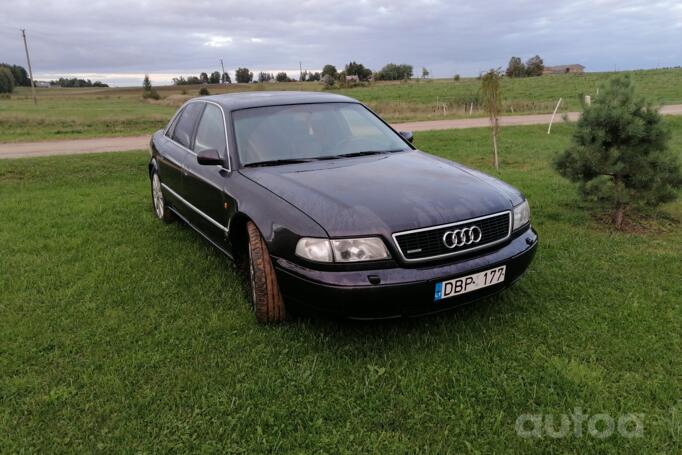 Audi A8 D2/4D Sedan 4-doors