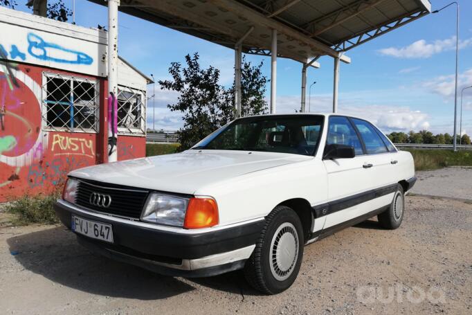 Audi 100 4A/C4 Sedan