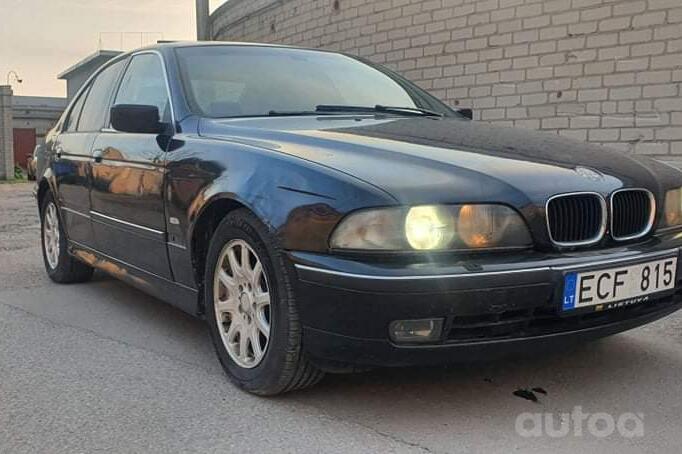 BMW 5 Series E39 Sedan 4-doors