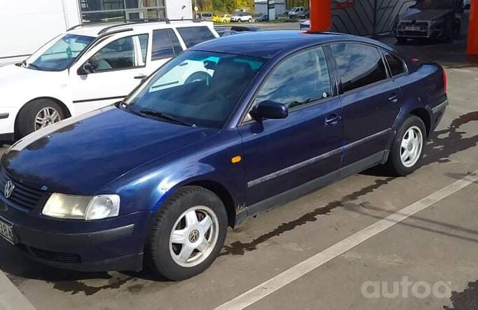 Volkswagen Passat B5 Sedan 4-doors