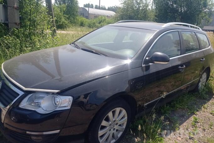 Volkswagen Passat B6 wagon 5-doors