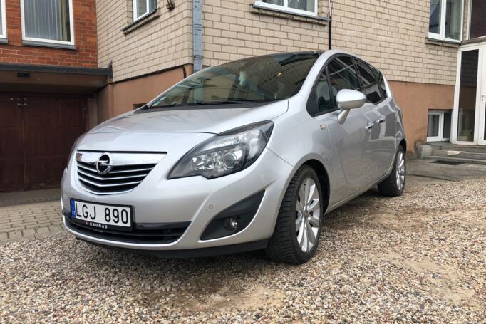 Opel Meriva 2 generation Minivan