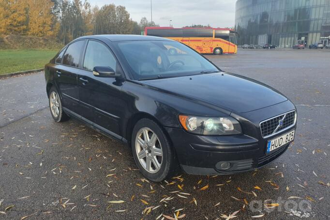 Volvo S40 2 generation Sedan