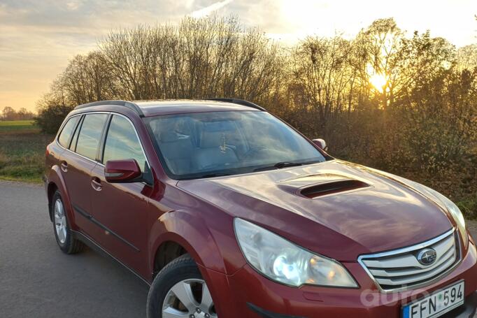 Subaru Outback 4 generation wagon