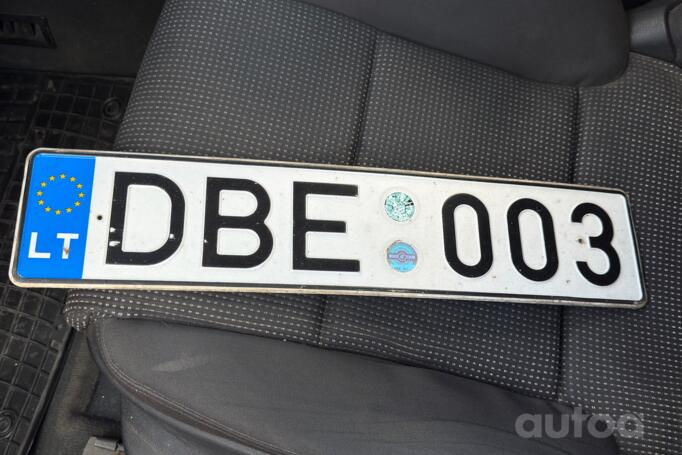 DBE003