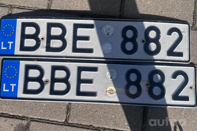 BBE882