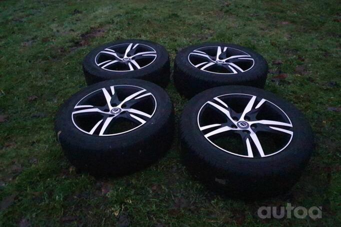 Volvo, lengvojo lydinio