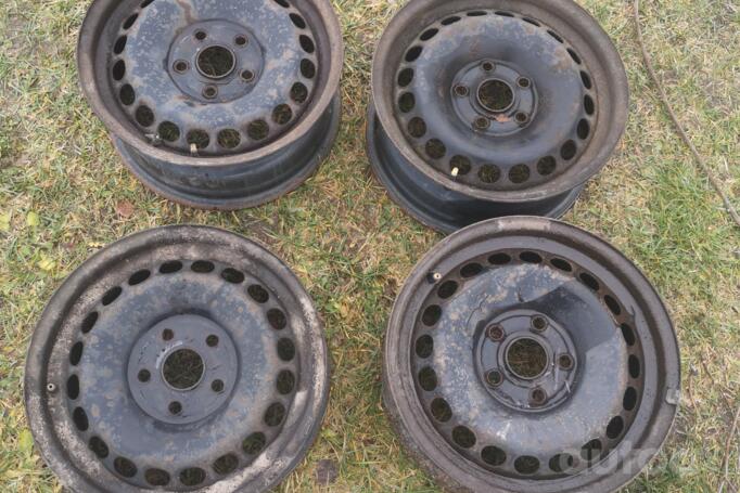 Kita, plieniniai štampuoti