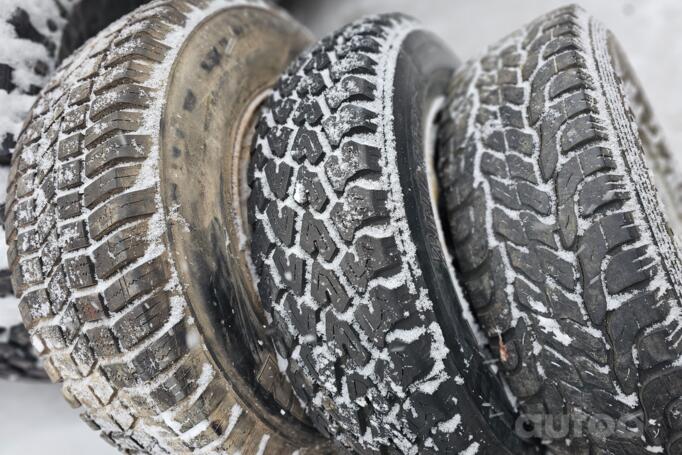 Nissan, plieniniai štampuoti