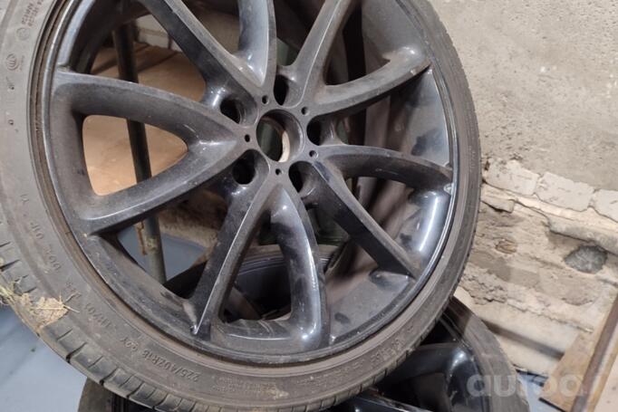 Kita, lengvojo lydinio