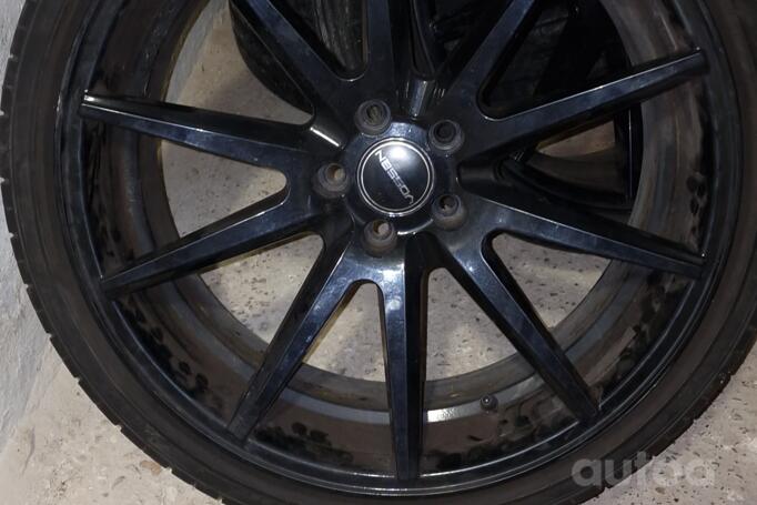 Vossen, lengvojo lydinio