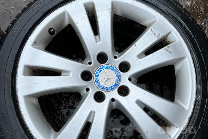 Kita, lengvojo lydinio