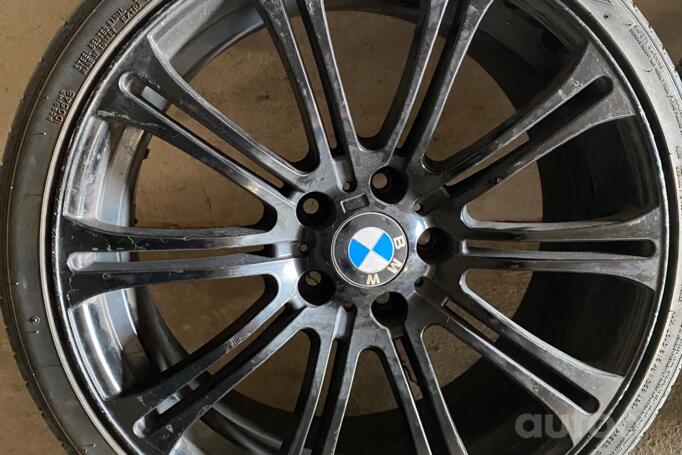 Kita, lengvojo lydinio