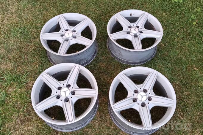 Kita, lengvojo lydinio